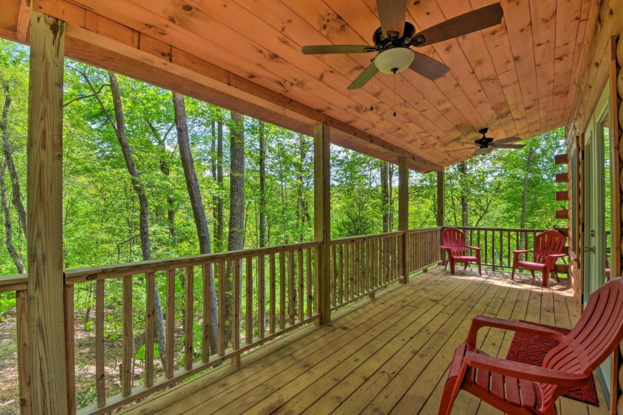 Murphy Cabin With Spacious Deck And Forest Views! Extérieur photo