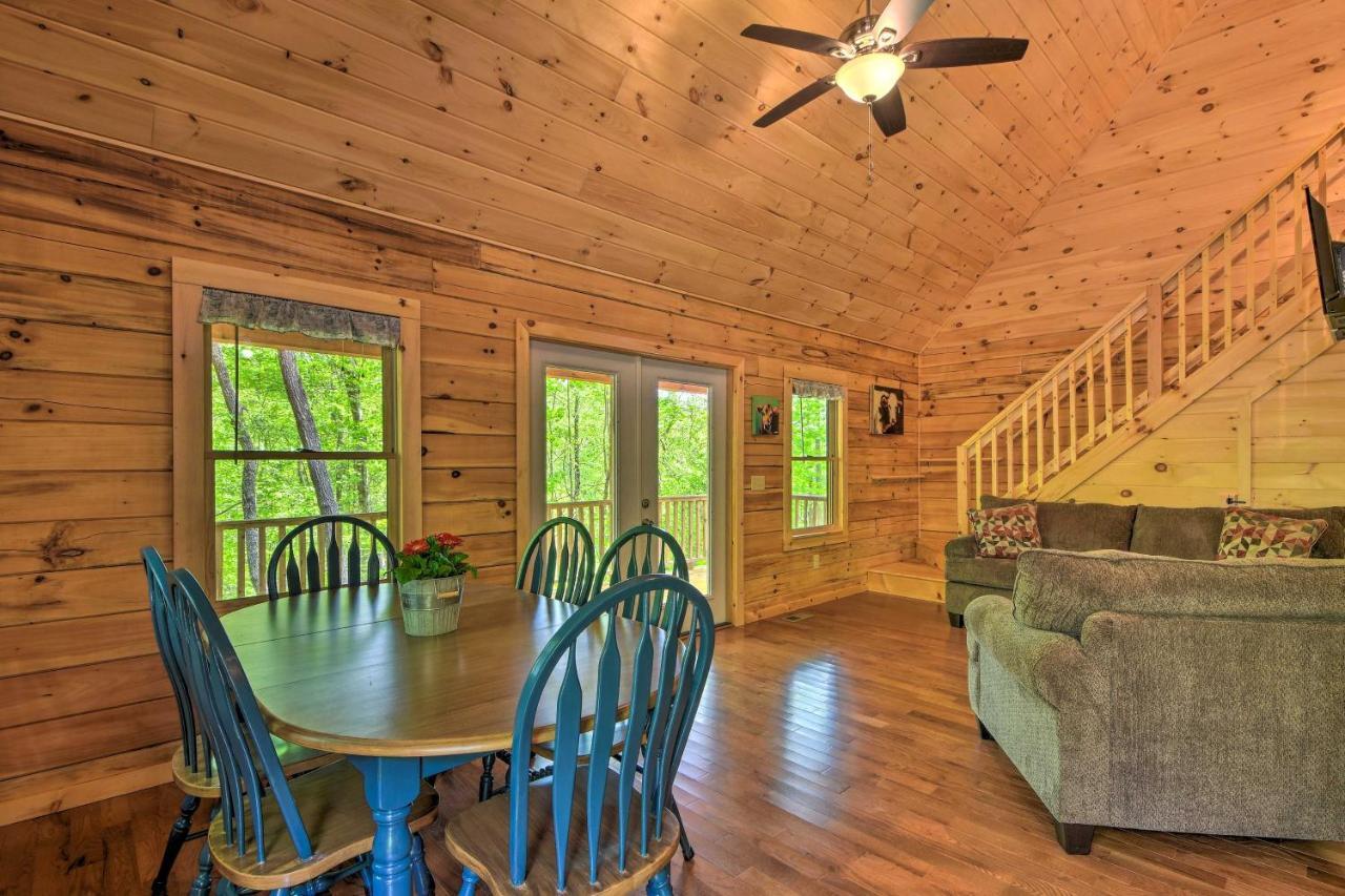 Murphy Cabin With Spacious Deck And Forest Views! Extérieur photo